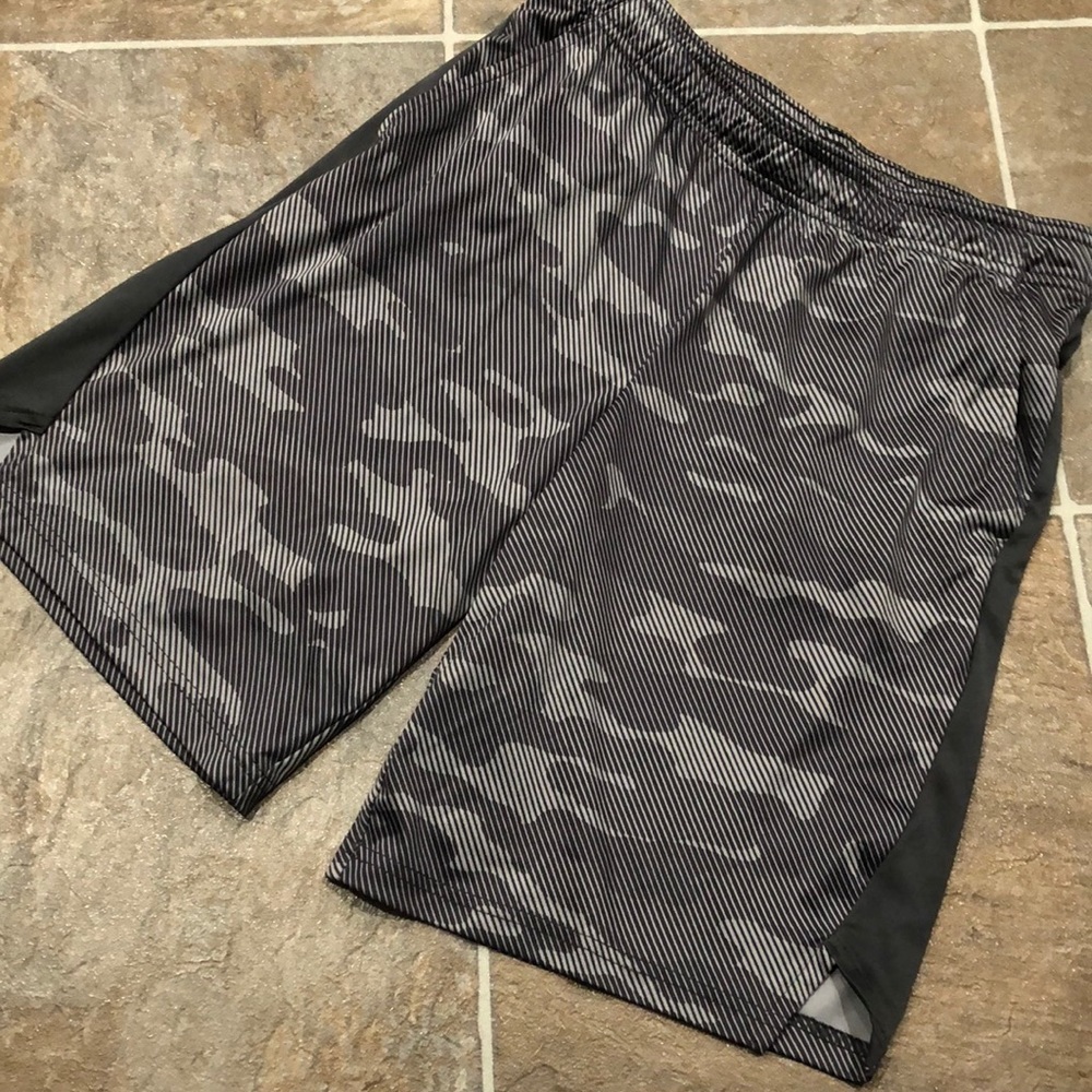 All in Motion, gray camo athletic shorts in size boys XL